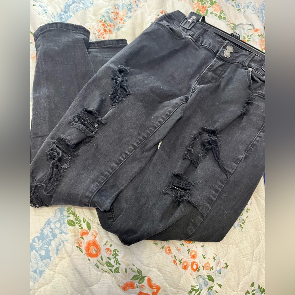 Black rip jeans